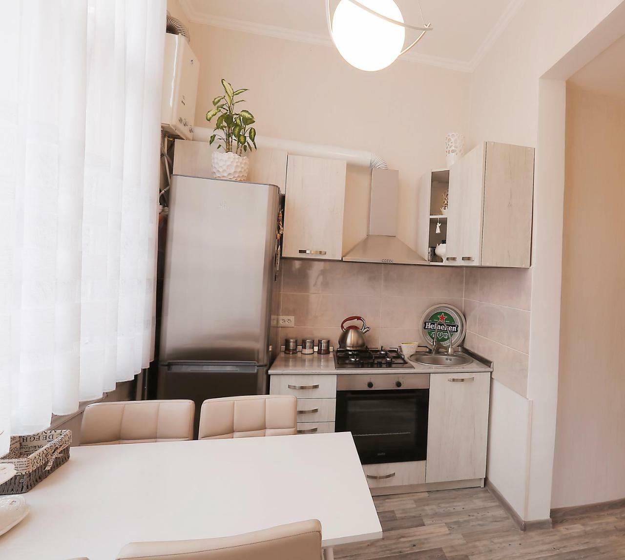 L&L Apartment Tbilisi Eksteriør billede