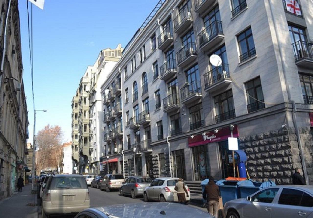 L&L Apartment Tbilisi Eksteriør billede